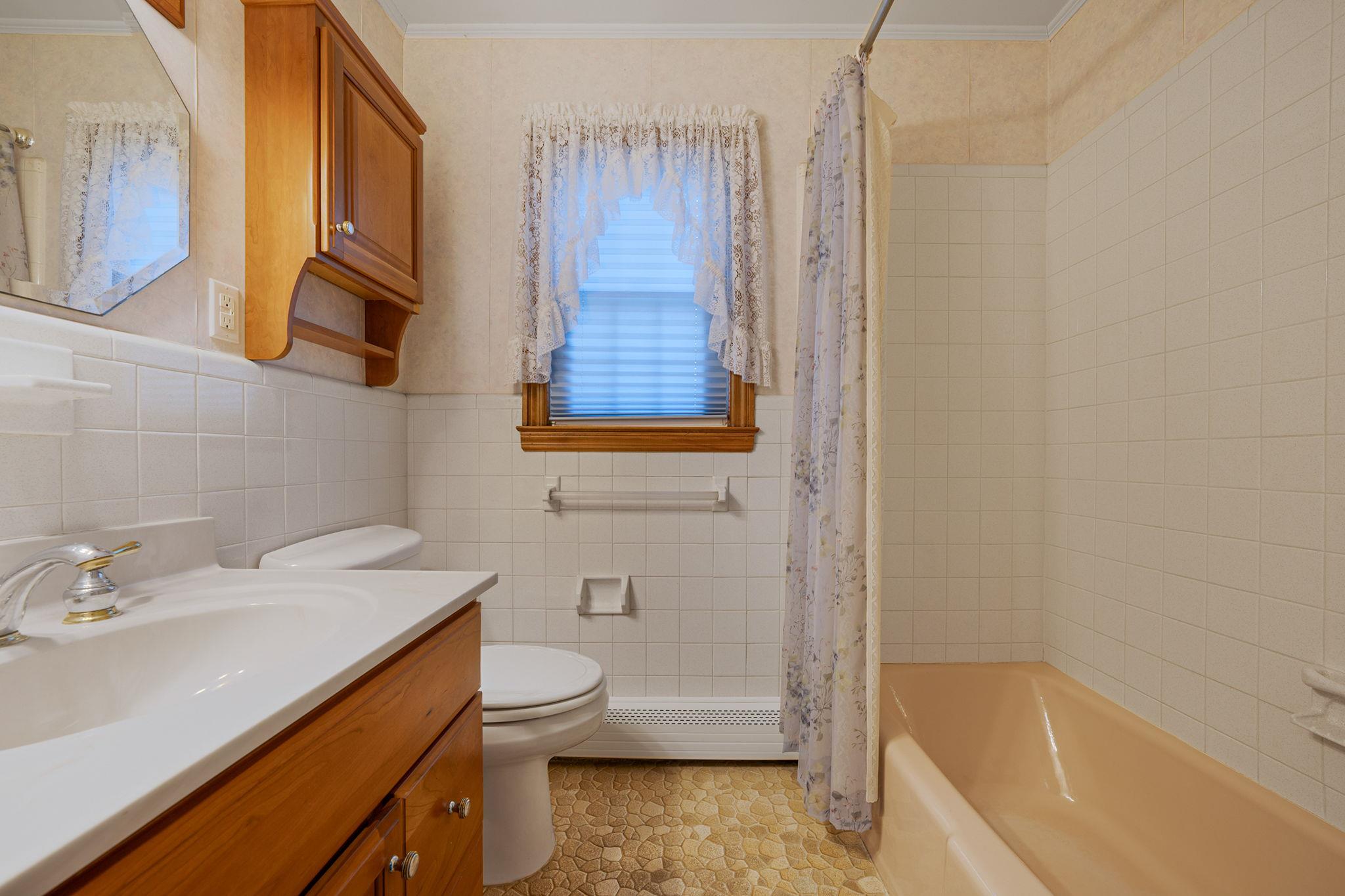 97 West Lane, Sayville, New York image 28