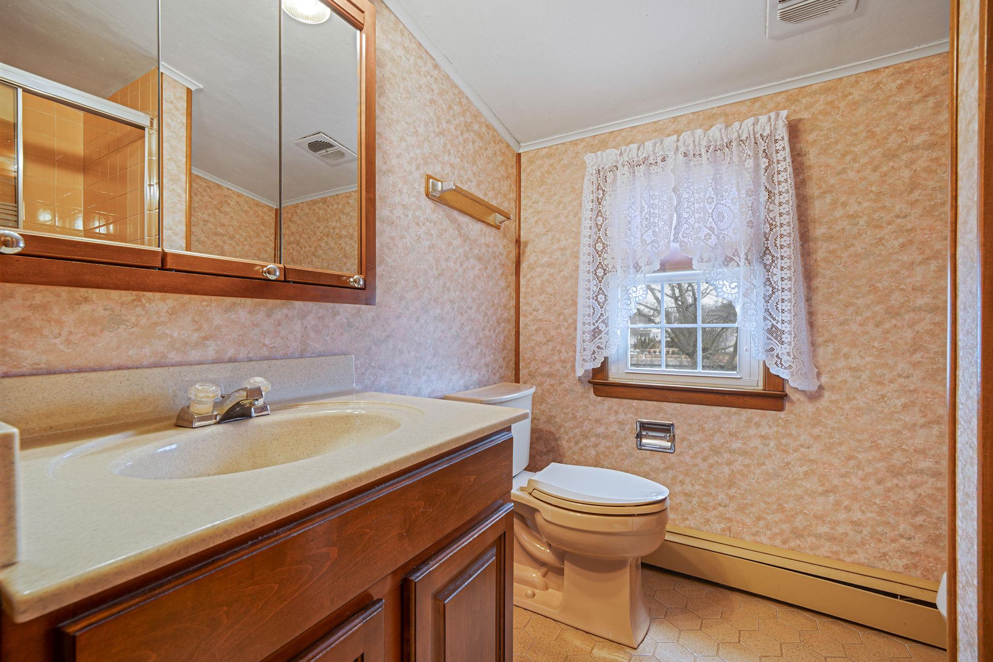 97 West Lane, Sayville, New York image 26