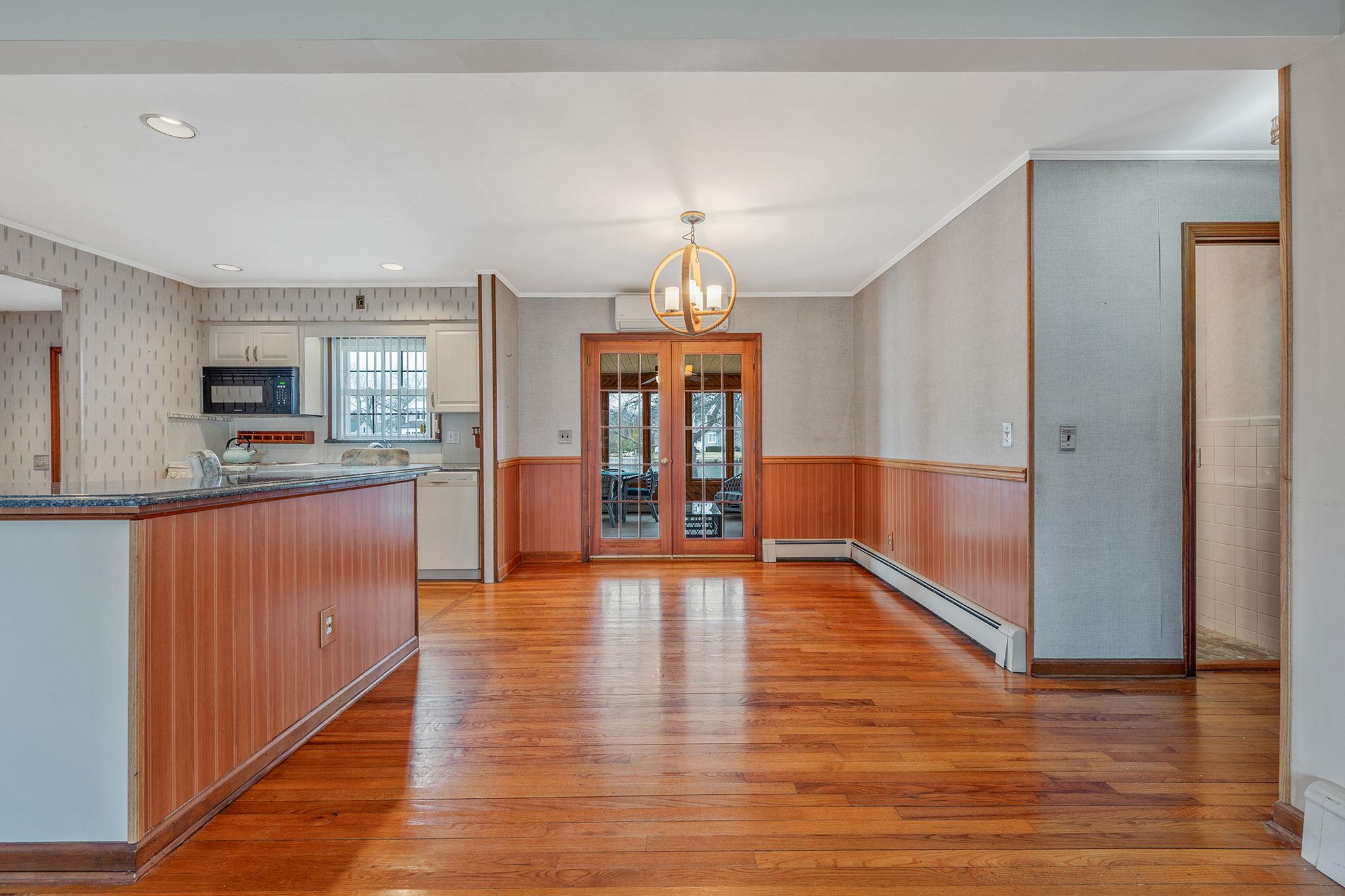 97 West Lane, Sayville, New York image 7