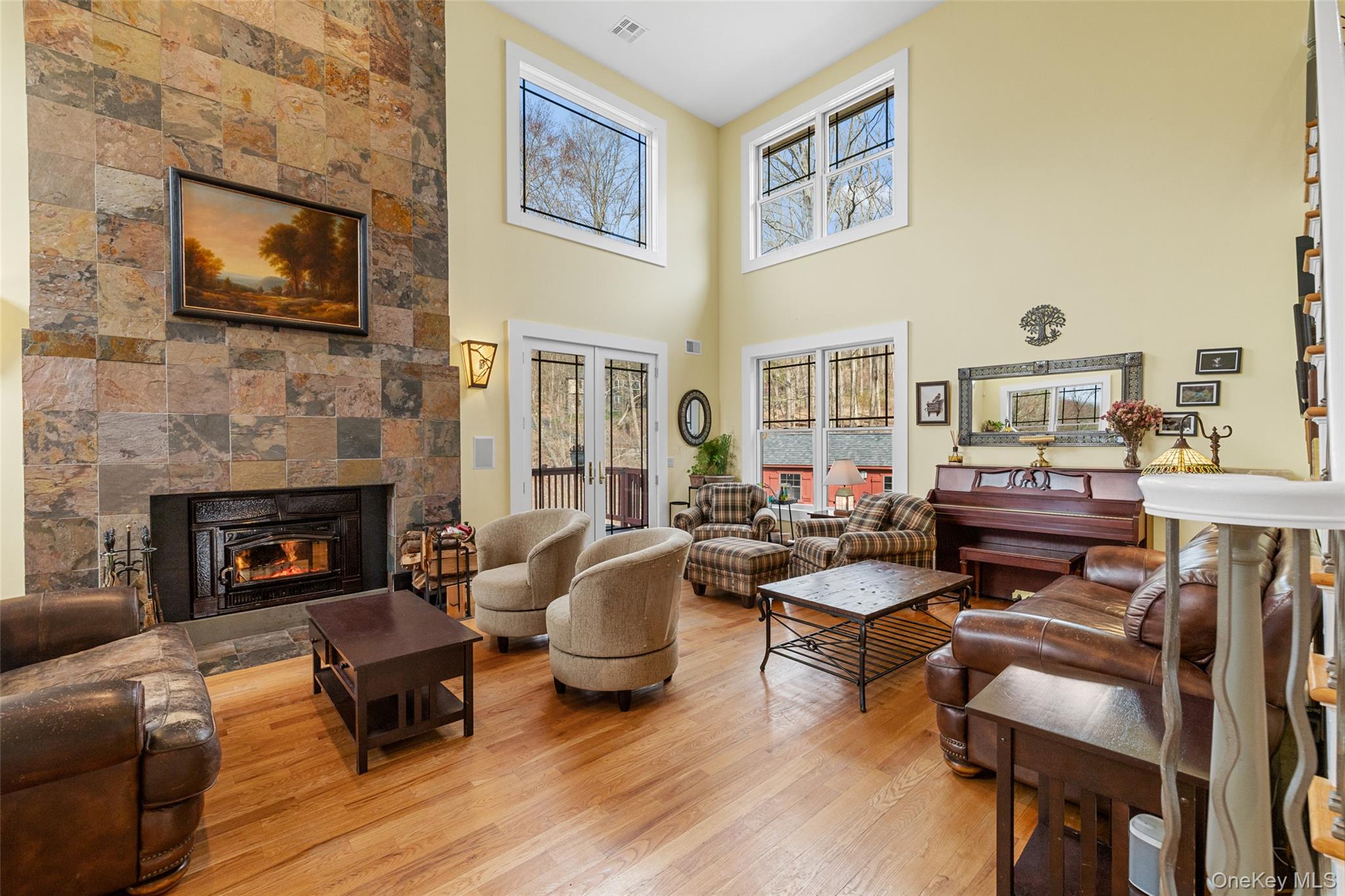 Rhinebeck, New York 12572, United States, 3 Bedrooms Bedrooms, ,5 BathroomsBathrooms,Residential,Active,150848