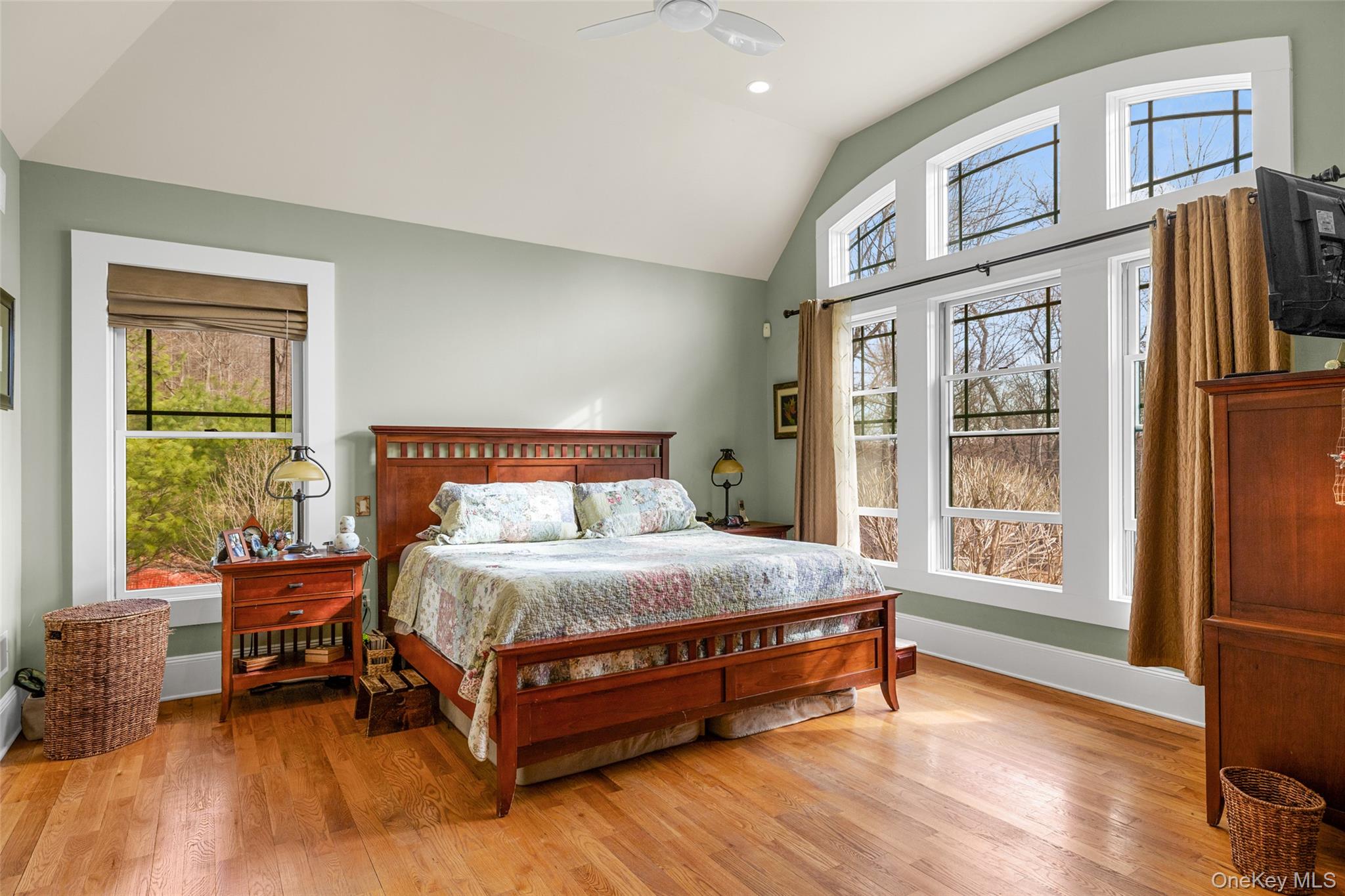 Rhinebeck, New York 12572, United States, 3 Bedrooms Bedrooms, ,5 BathroomsBathrooms,Residential,Active,150848