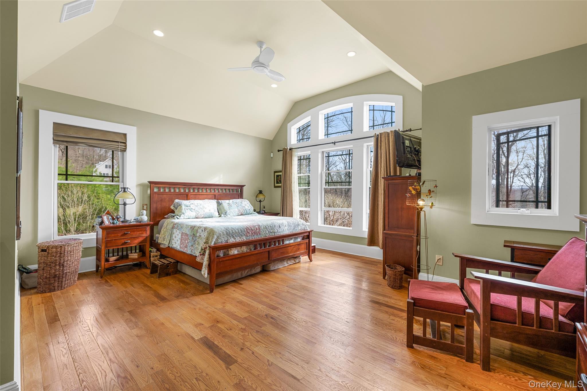 Rhinebeck, New York 12572, United States, 3 Bedrooms Bedrooms, ,5 BathroomsBathrooms,Residential,Active,150848