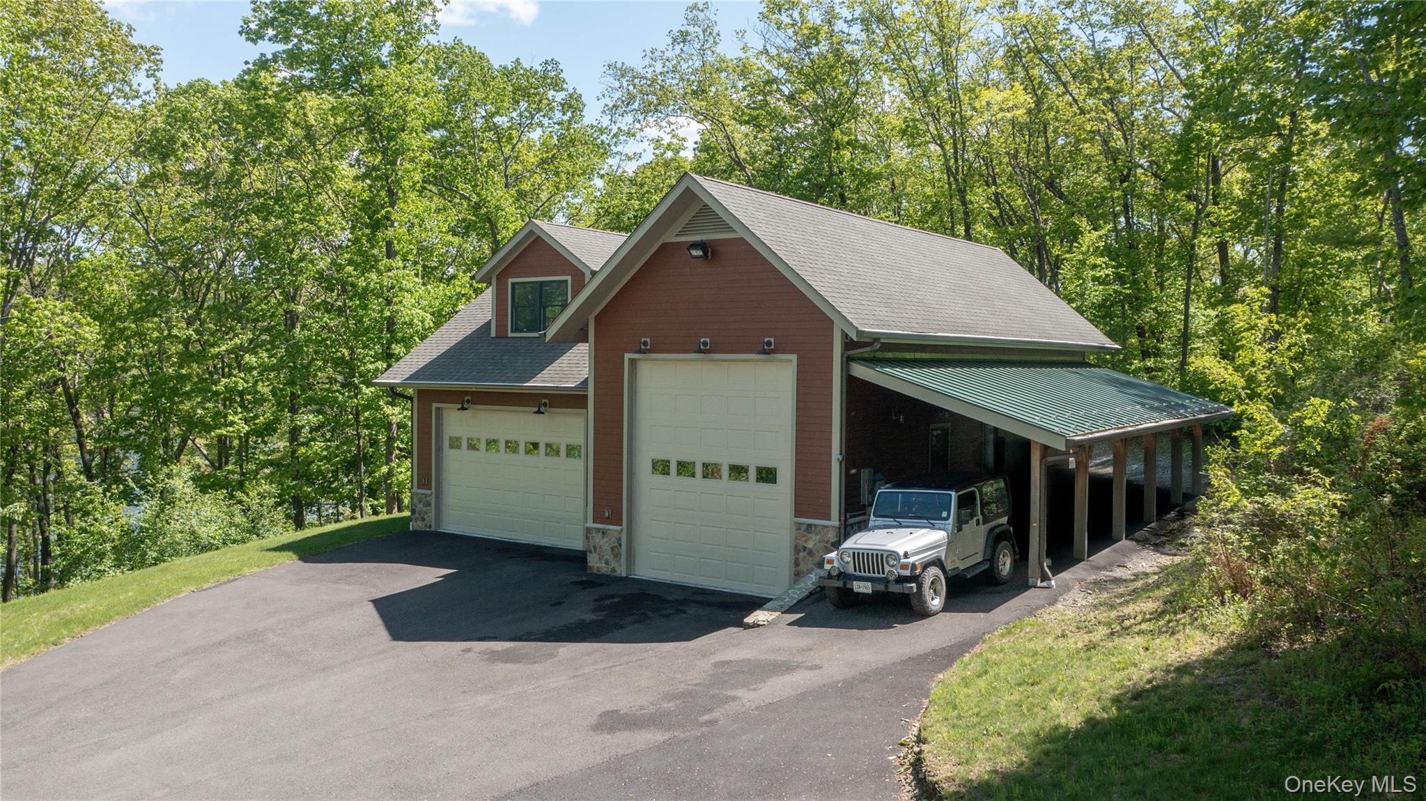 Rhinebeck, New York 12572, United States, 3 Bedrooms Bedrooms, ,5 BathroomsBathrooms,Residential,Active,150848