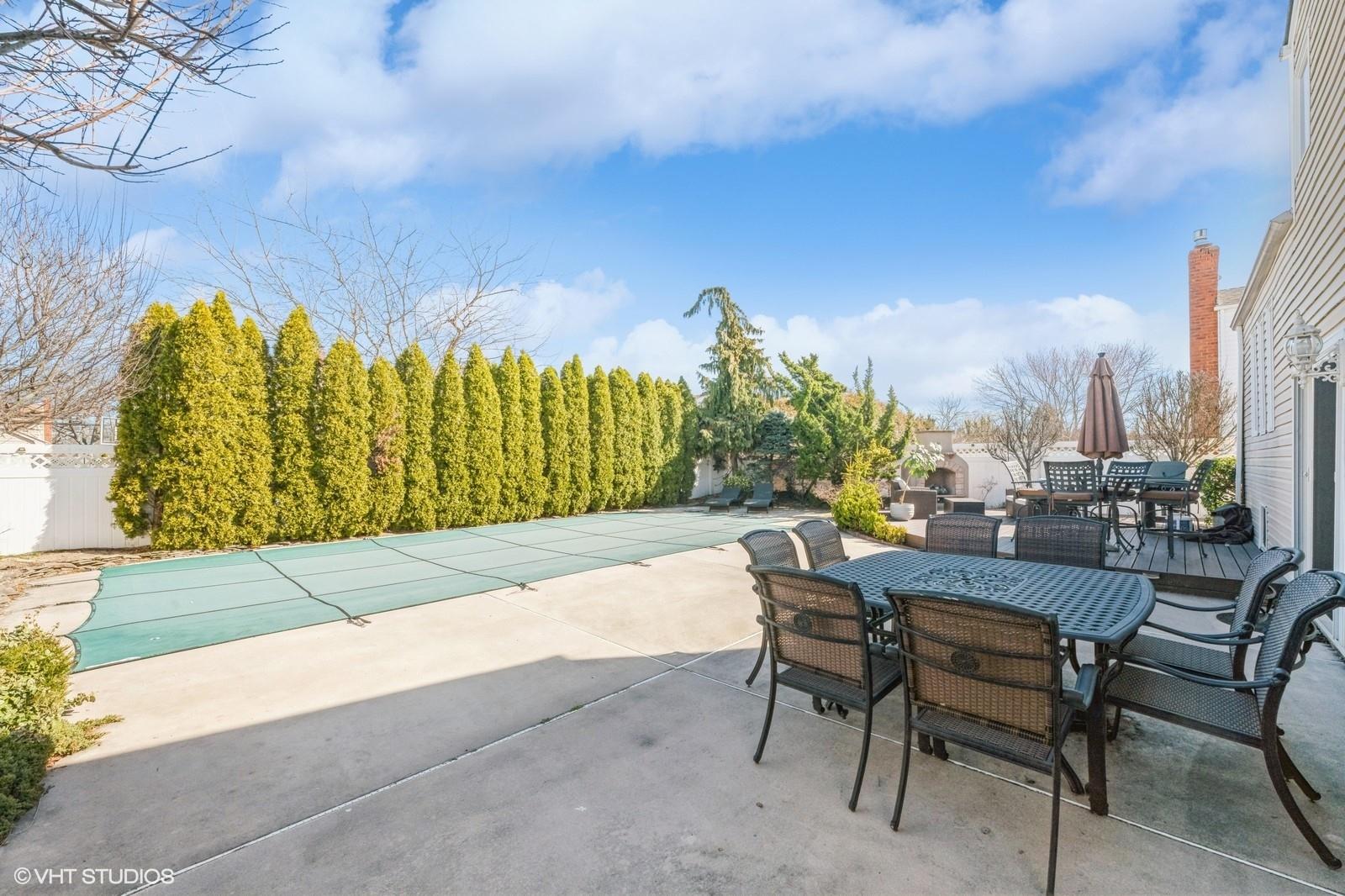 2817 Mandalay Beach Road, Wantagh, New York image 30