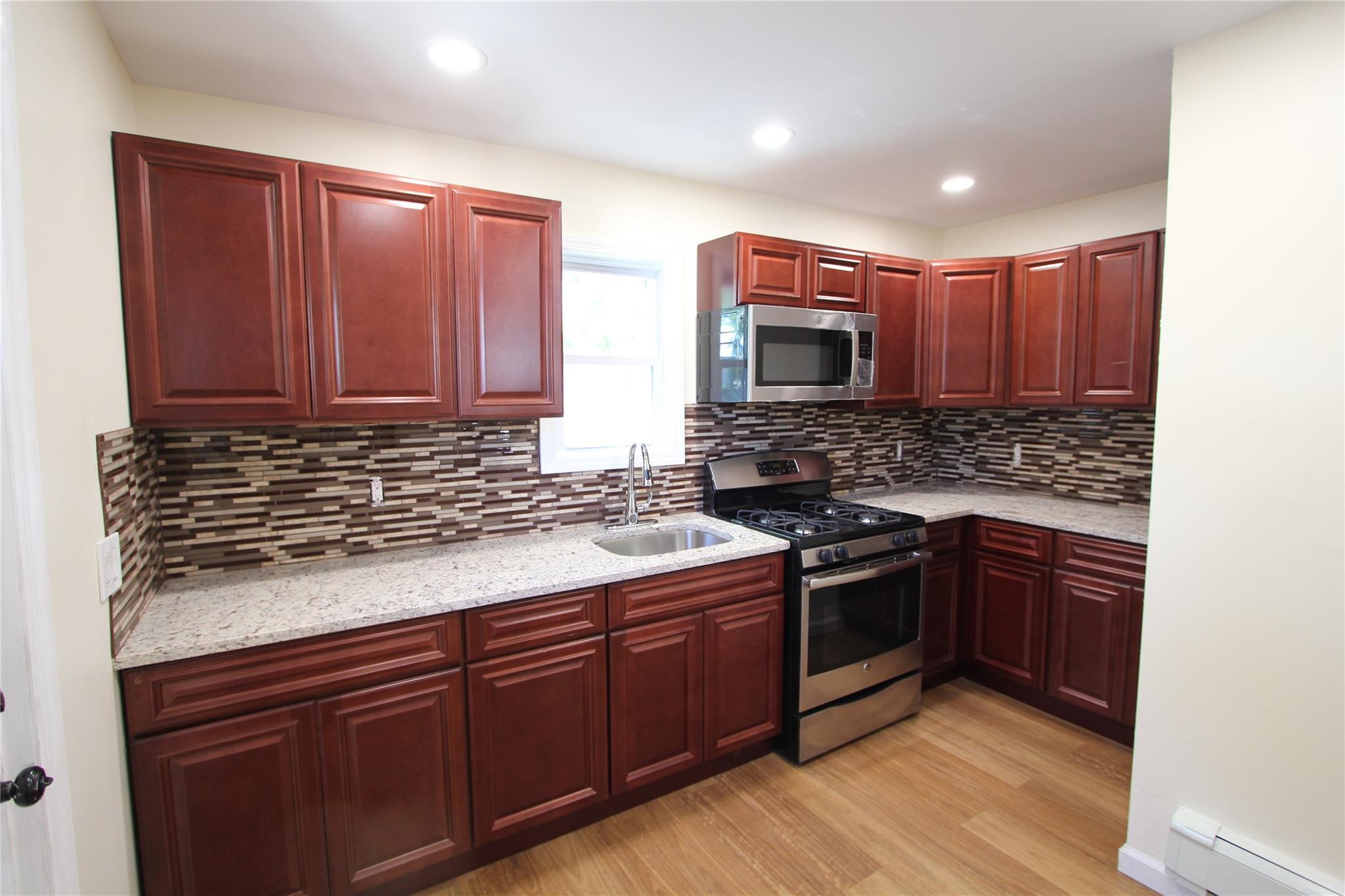 12 Elm Ave, Hempstead, New York image 9