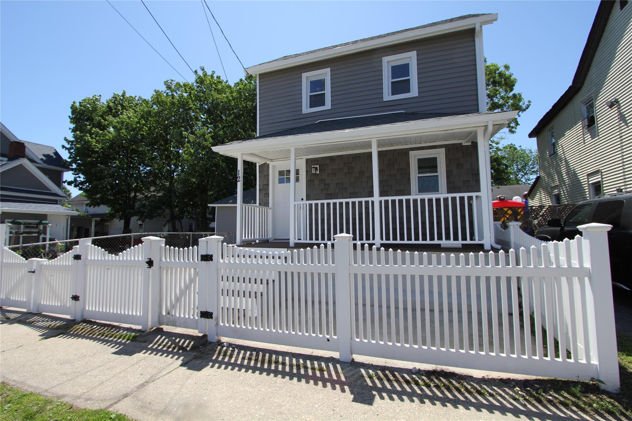 12 Elm Ave, Hempstead, New York image 1