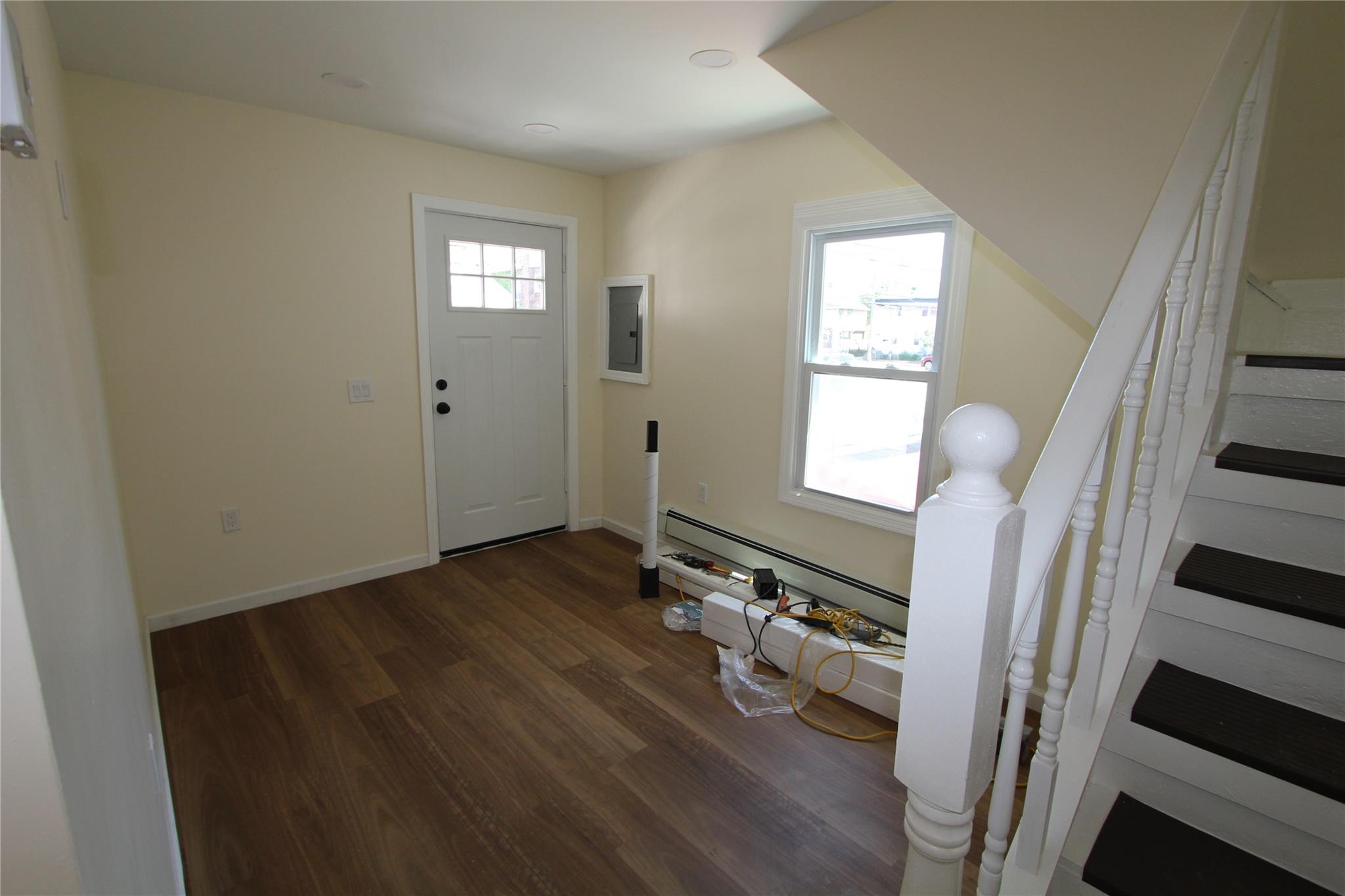 12 Elm Ave, Hempstead, New York image 21