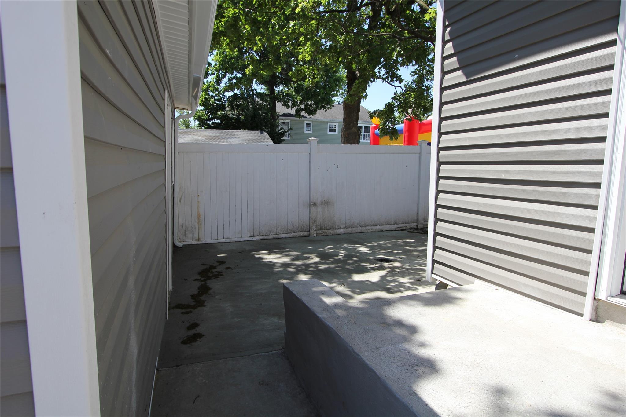 12 Elm Ave, Hempstead, New York image 4
