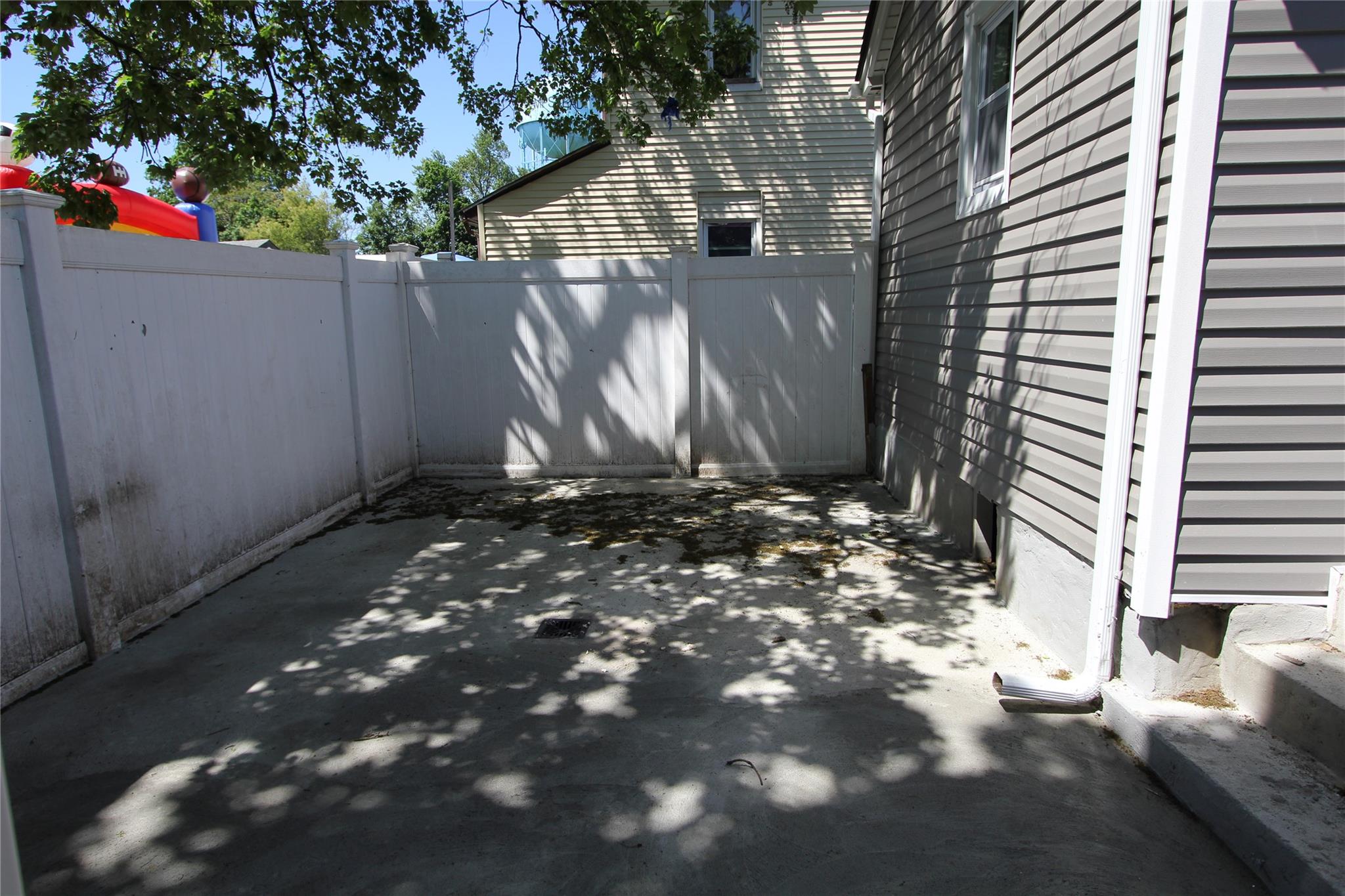 12 Elm Ave, Hempstead, New York image 5