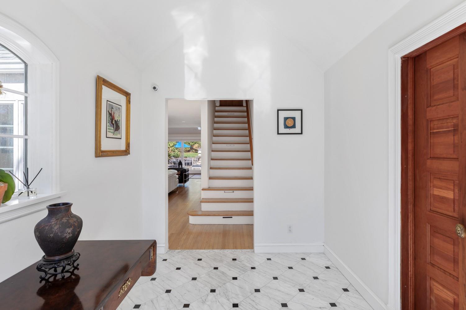 167 Southdown Road Rd, Huntington, New York image 2