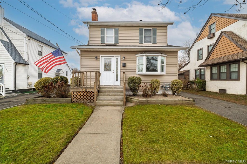Photo of 125 Wilson Street, East Rockaway, NY 11518 (MLS # 953785)
