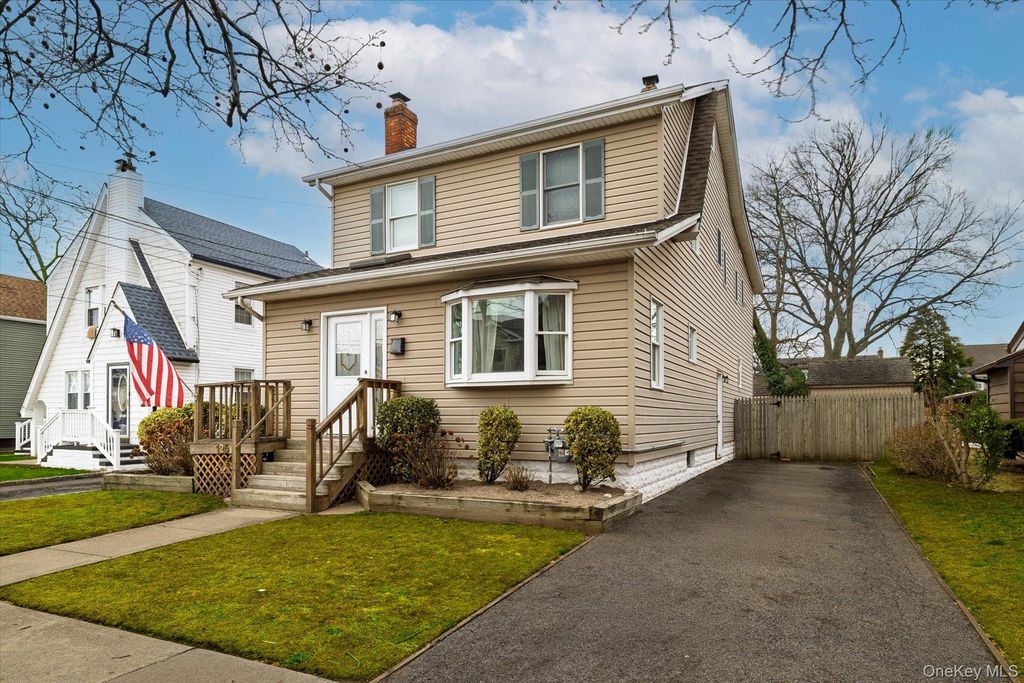 Photo of 125 Wilson Street, East Rockaway, NY 11518 (MLS # 953785)