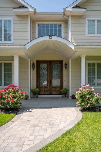 12 Barbara Lane, Glen Cove, New York image 4