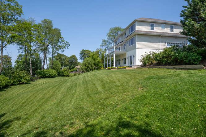 12 Barbara Lane, Glen Cove, New York image 38