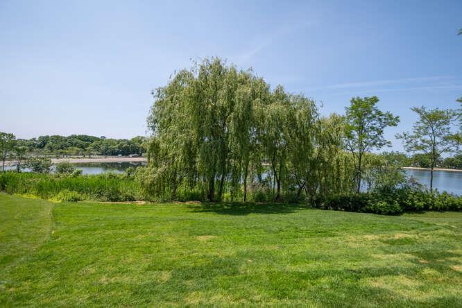 12 Barbara Lane, Glen Cove, New York image 40