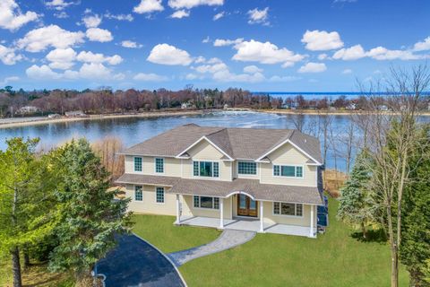 12 Barbara Lane Glen Cove NY 11542