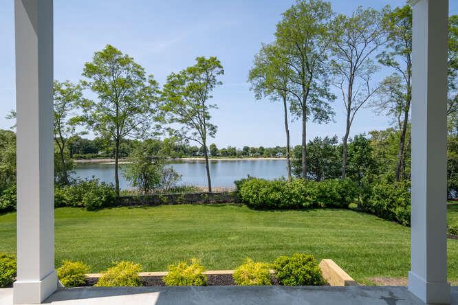 12 Barbara Lane, Glen Cove, New York image 6