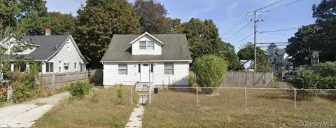 173 Ferndale Boulevard Islip NY 11751