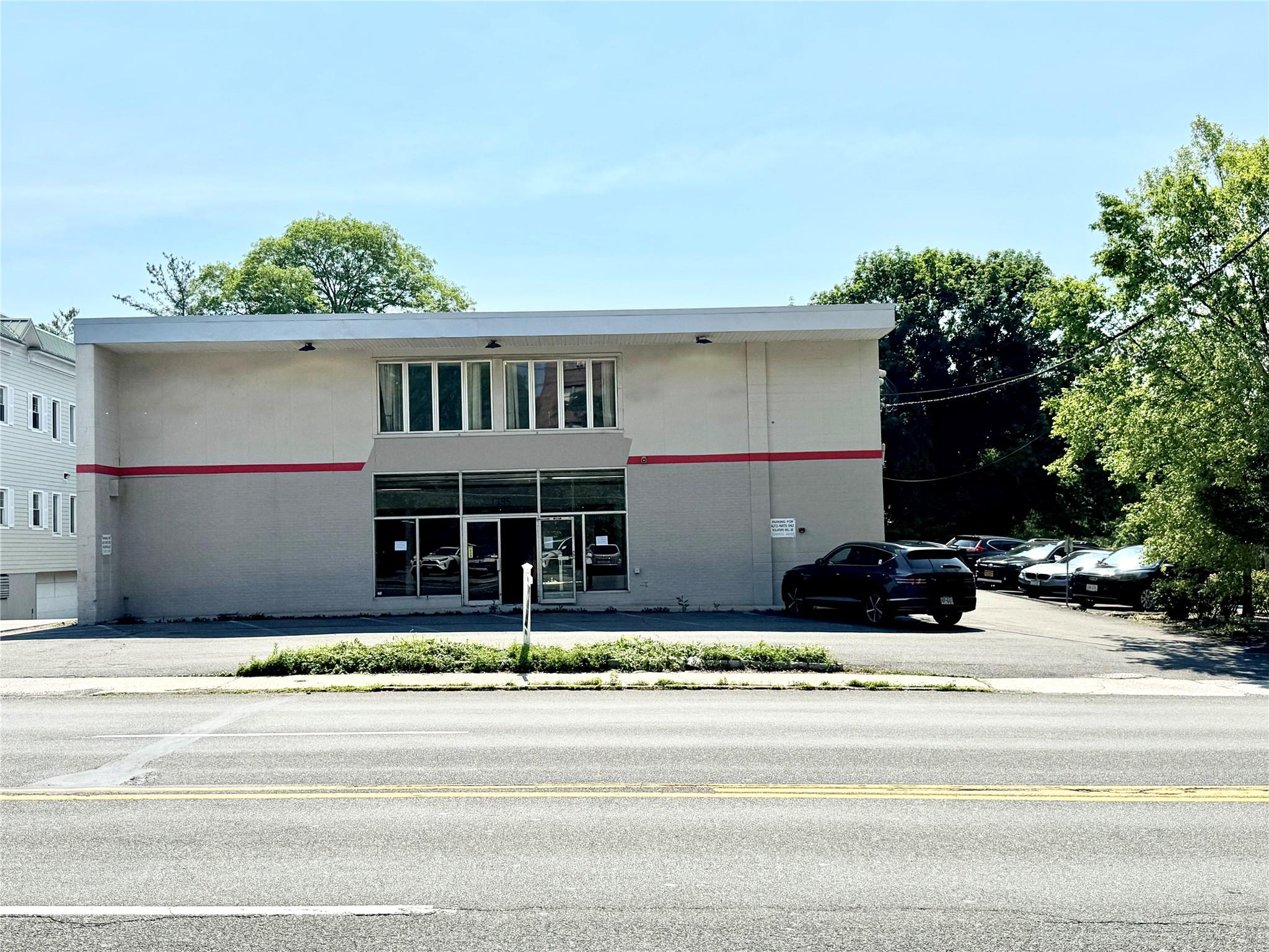 1395 Boston Post Road