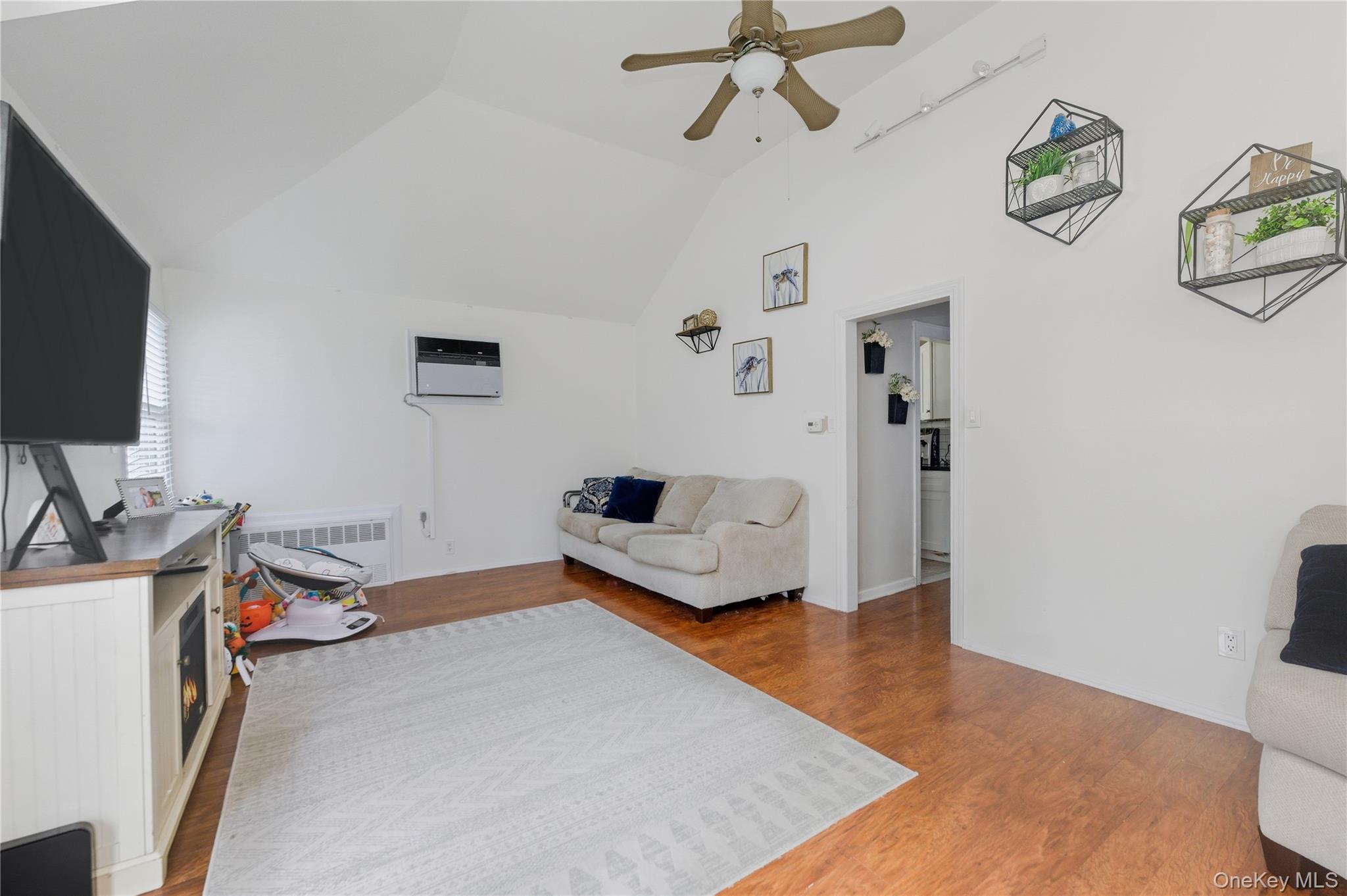 90 Connecticut Avenue