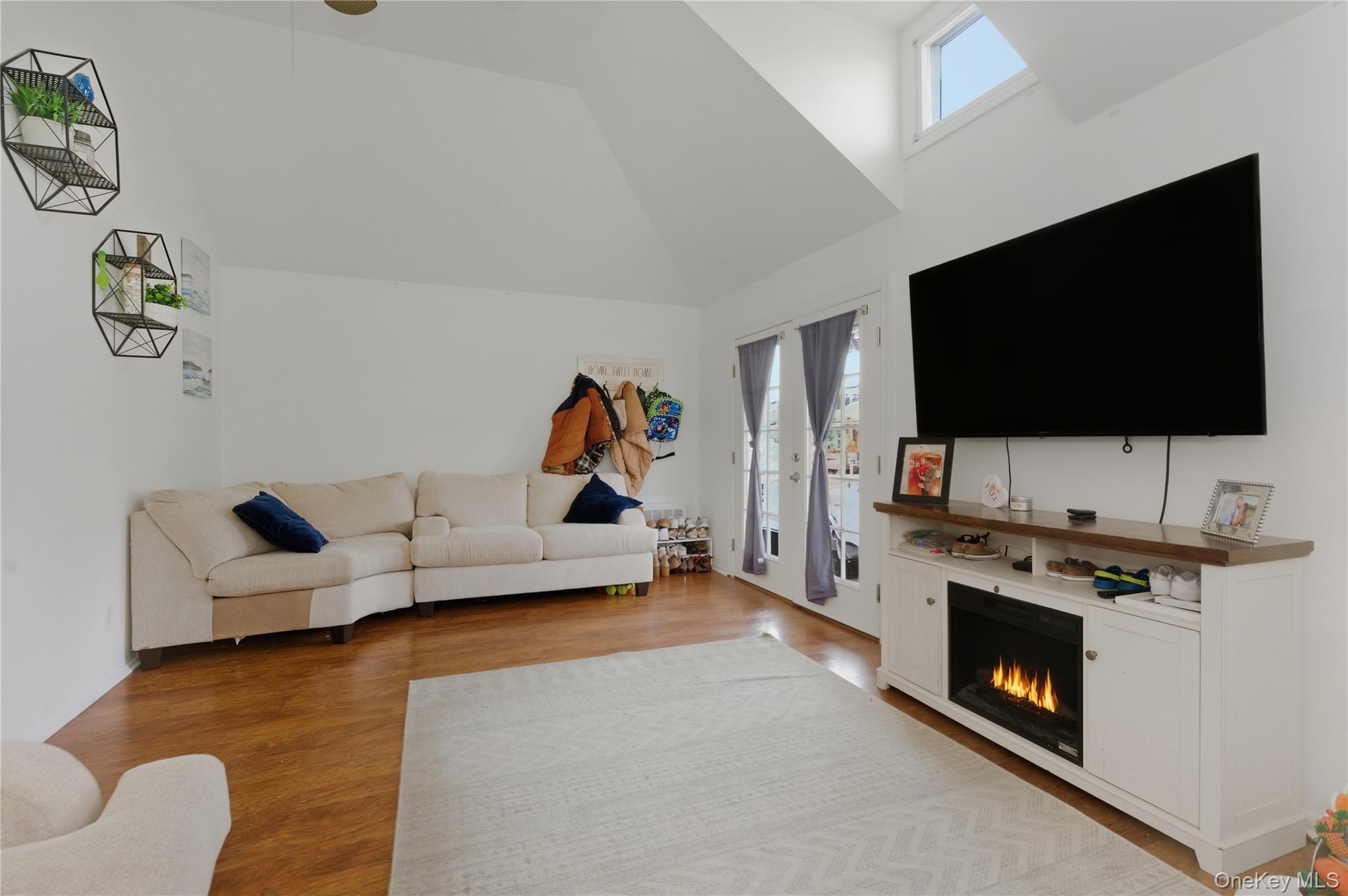 90 Connecticut Avenue