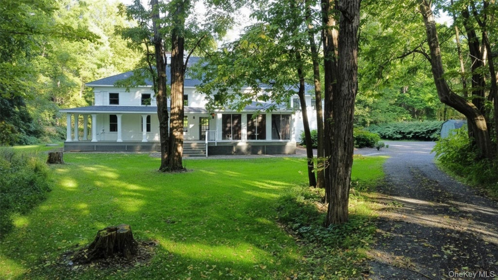 Photo of 30 Devou Lane, Accord, NY 12404 (MLS # 1055557)