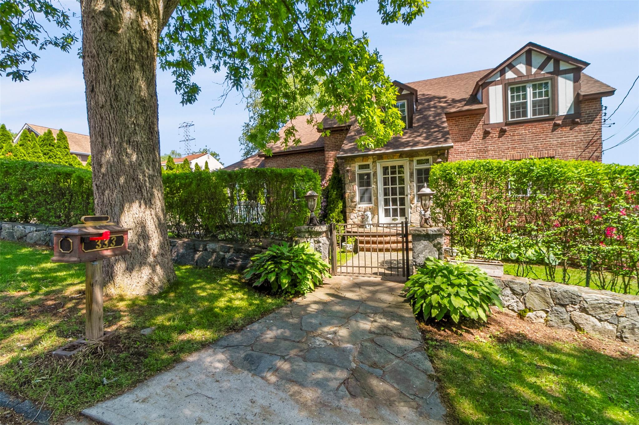Property for Sale at Center Drive, Mahopac, New York - Bedrooms: 4 
Bathrooms: 3 
Rooms: 9  - $649,900