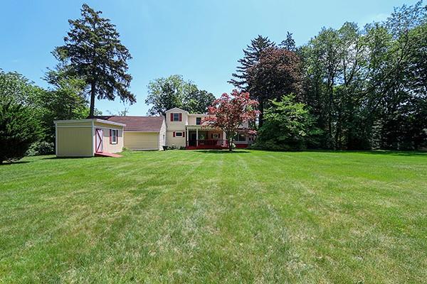 Woodbury, New York 11797, United States, 4 Bedrooms Bedrooms, ,4 BathroomsBathrooms,Residential,Coming Soon,143898