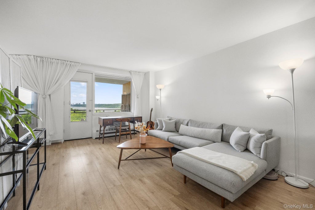 Photo of 5900 Arlington Avenue #10R, Bronx, NY 10471 (MLS # 1033300)
