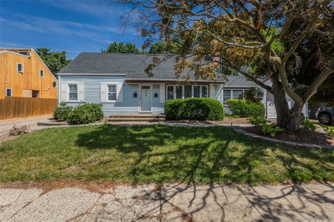 Apartment For Rent - 306 5th Avenue<br/> East Northport, NY 11731