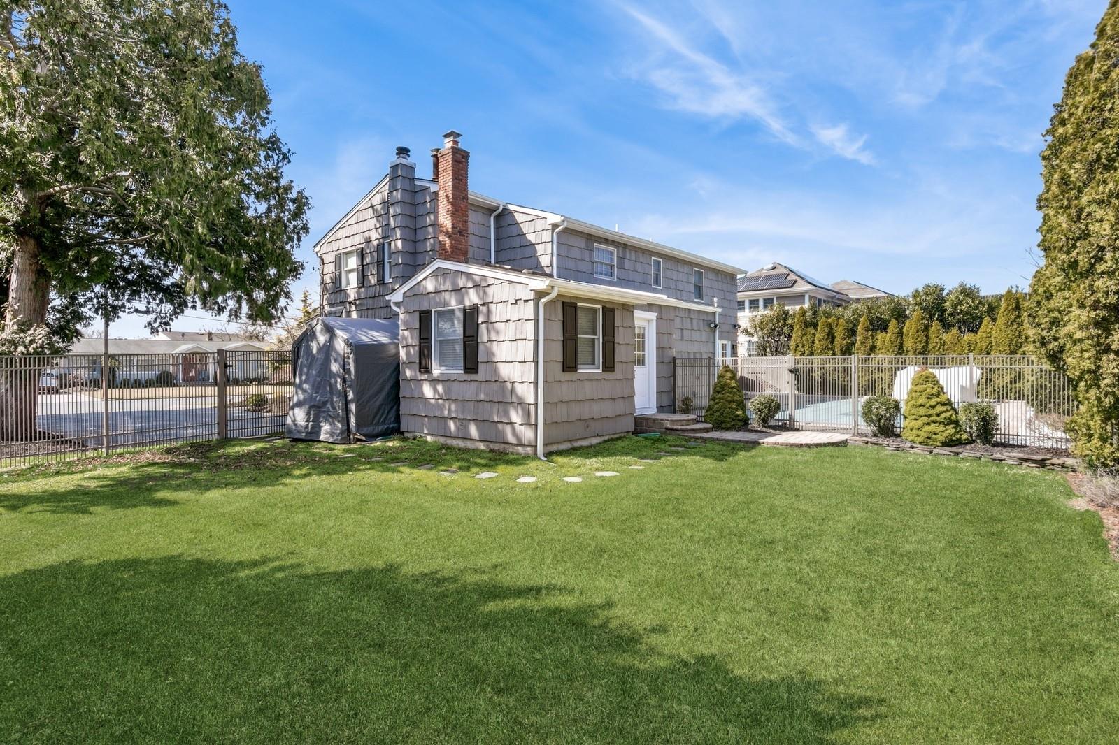 7 Palmer Drive, Sayville, New York image 31