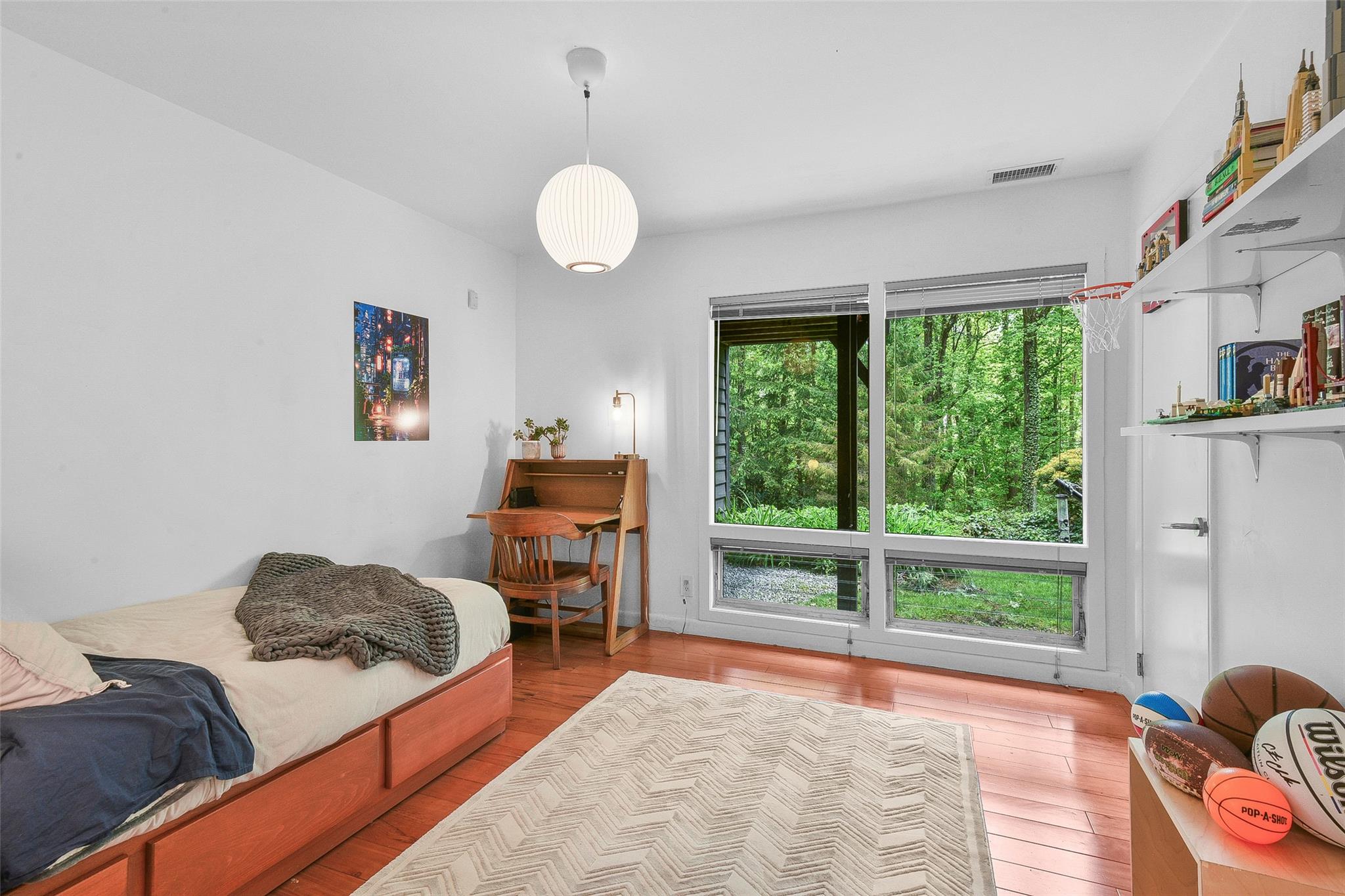 9 Hidden Green Lane, Larchmont, New York image 23