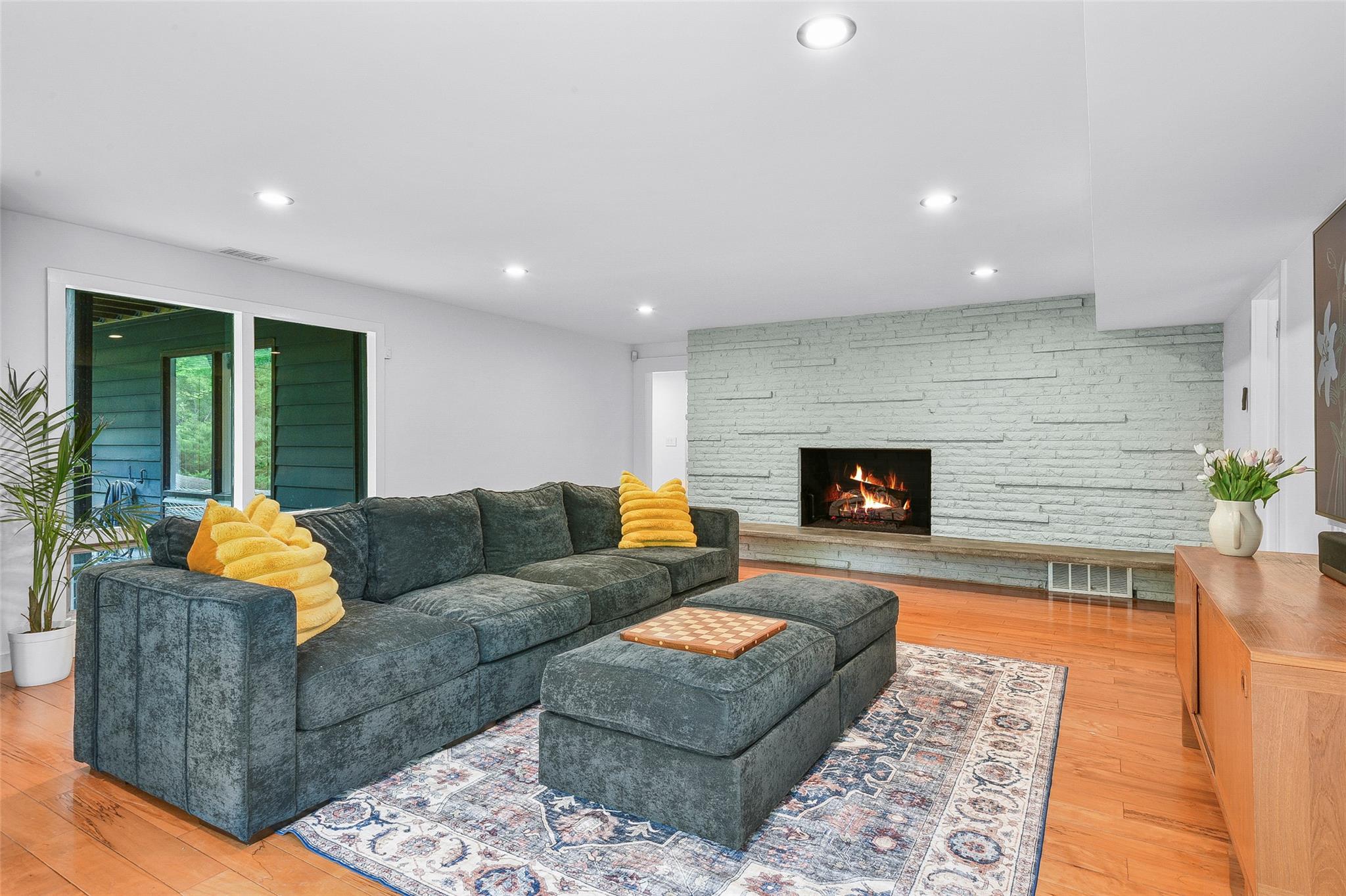9 Hidden Green Lane, Larchmont, New York image 26
