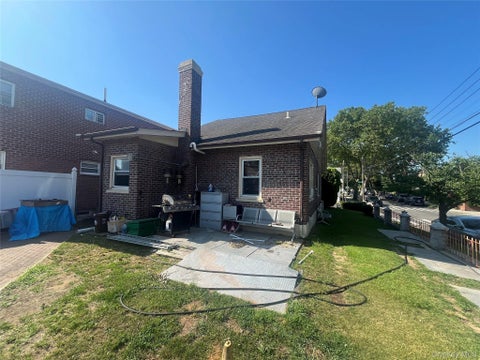 Homes For Sale - 18103 145th Road<br/> Queens County, Springfield Gardens, NY 11413