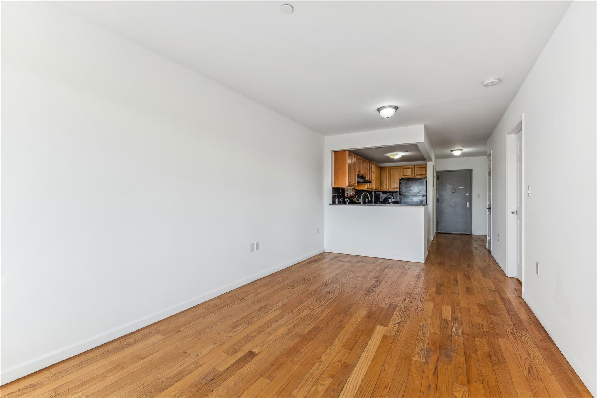 87-26 175 Street #4C, Jamaica, New York image 4