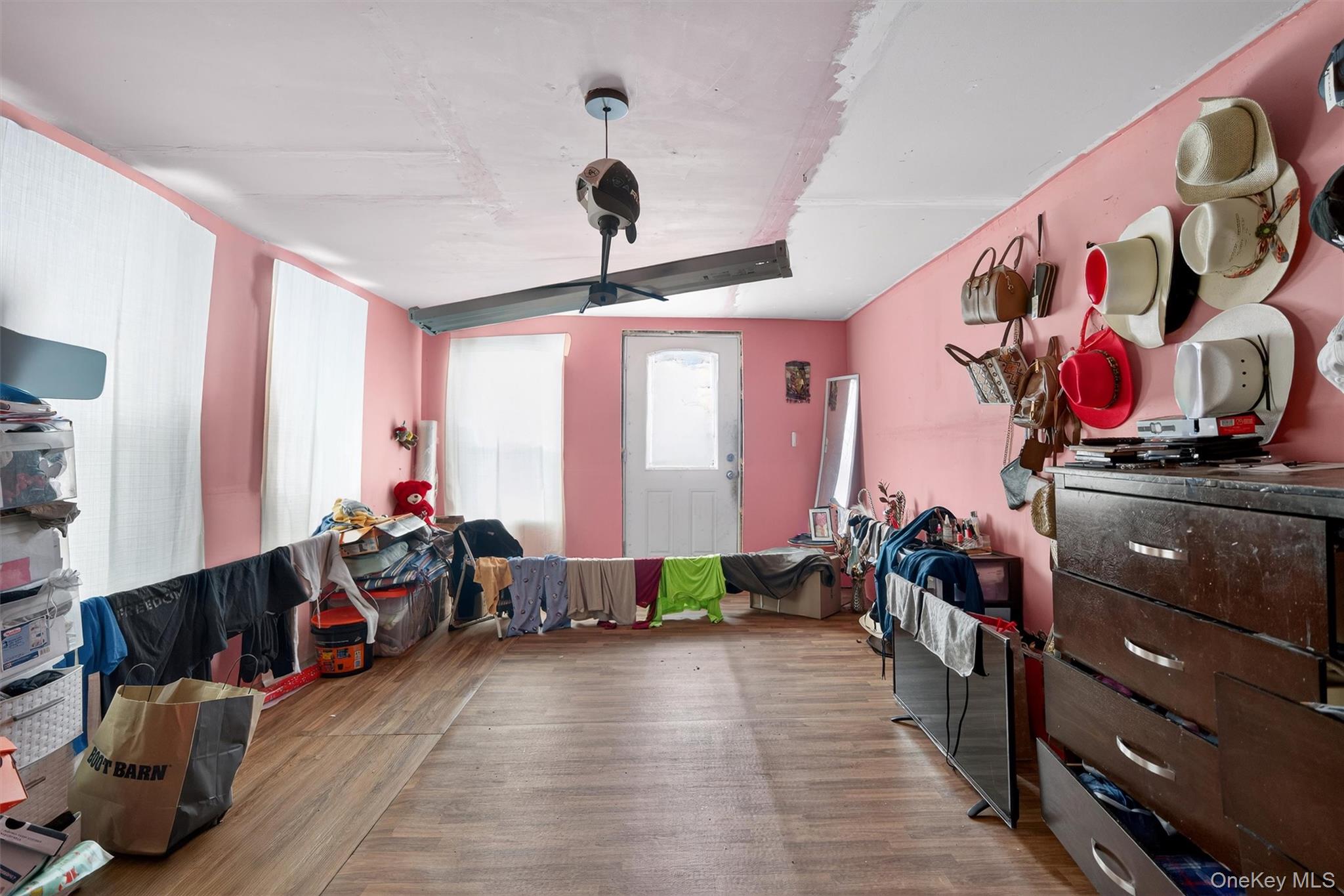 155 Huckleberry Turnpike