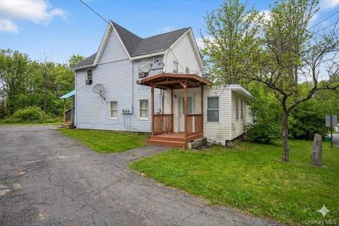 155 Huckleberry Turnpike Wallkill NY 12589