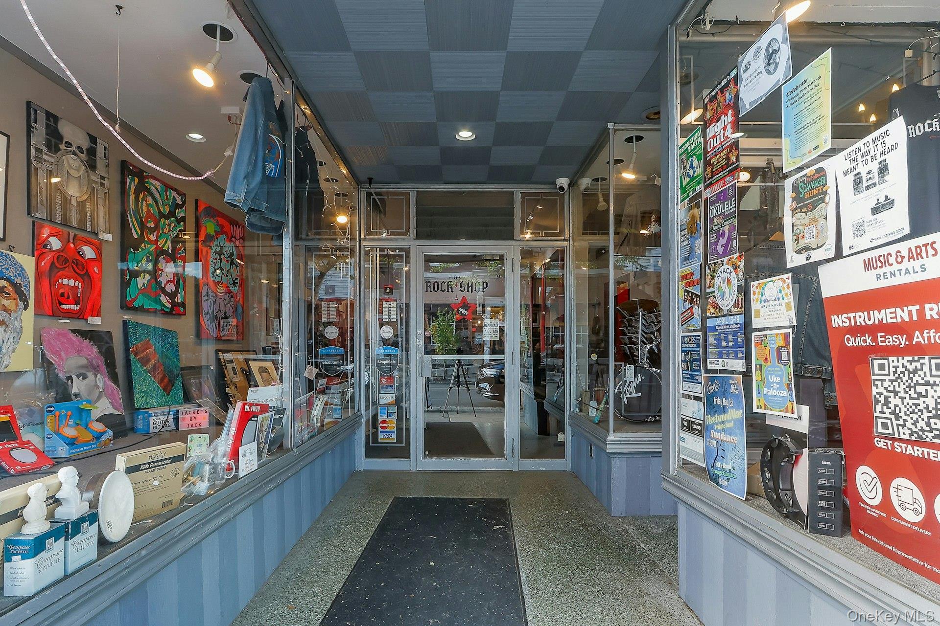 98 Main Street