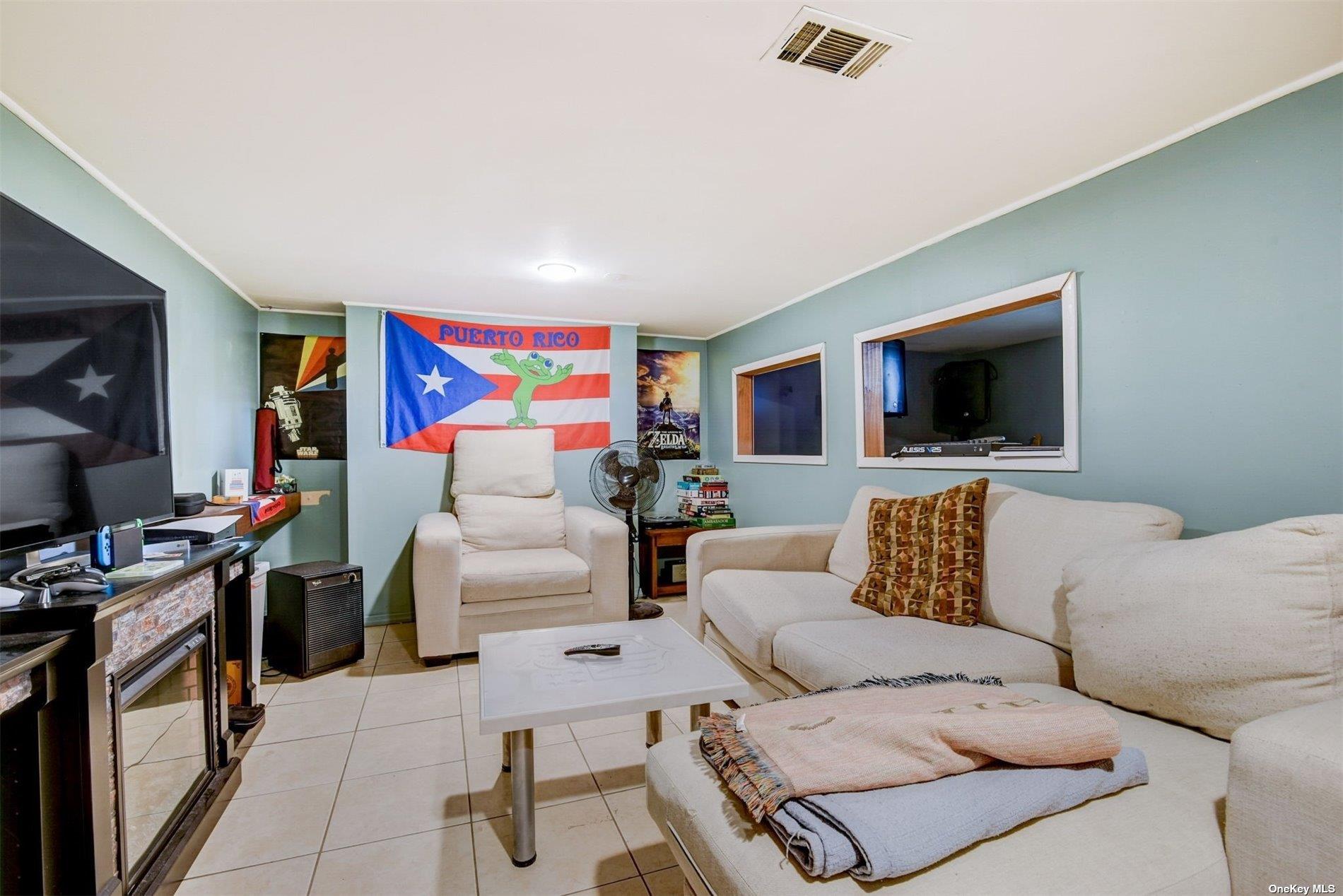 10 Florence Court, Patchogue, New York image 15