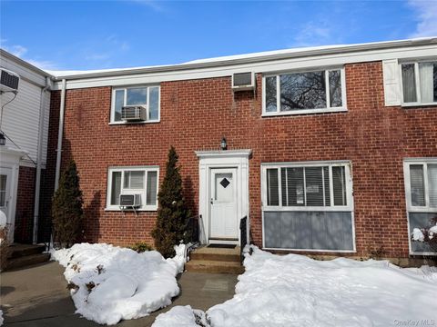 Homes For Sale - 13-16 212th Street #UPPER<br/> Bayside, NY 11360