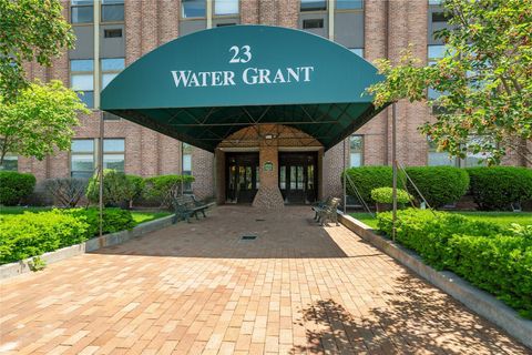 23 Water Grant Street 4J Yonkers NY 10701