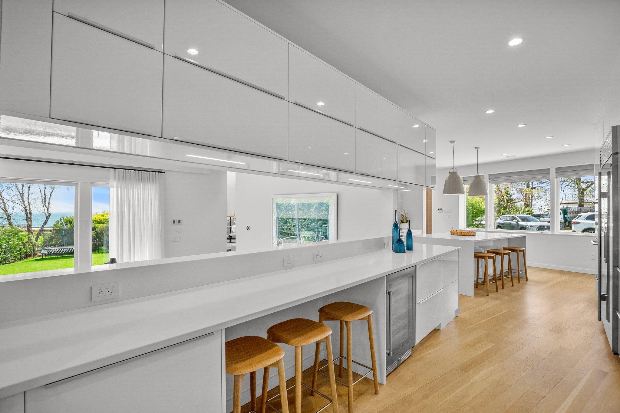 1070 Nine Acres Lane, Mamaroneck, New York image 9