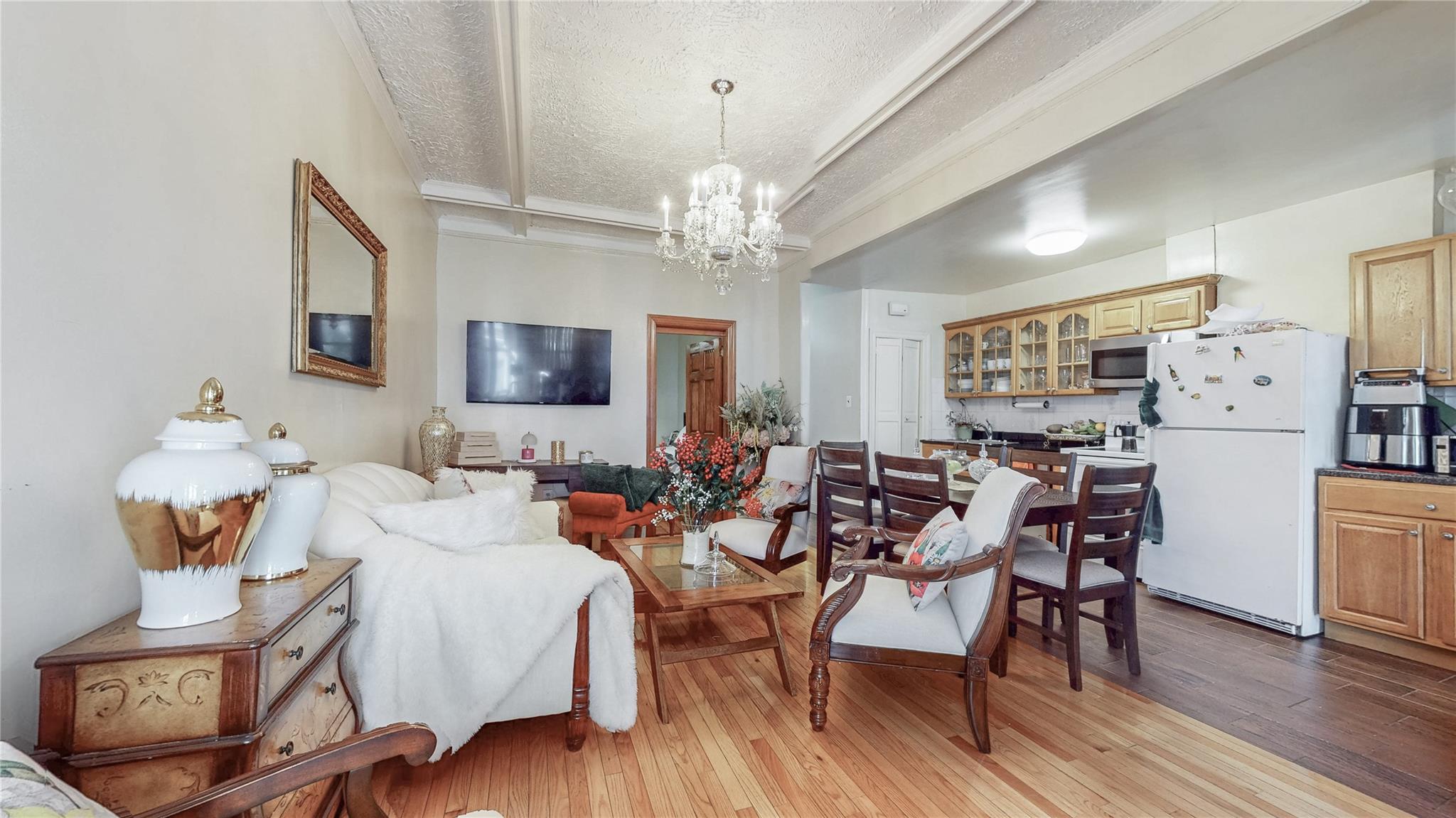 479 Irving Avenue, Brooklyn, New York image 7