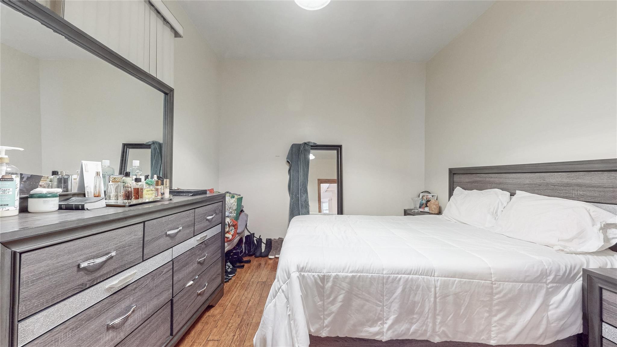 479 Irving Avenue, Brooklyn, New York image 9