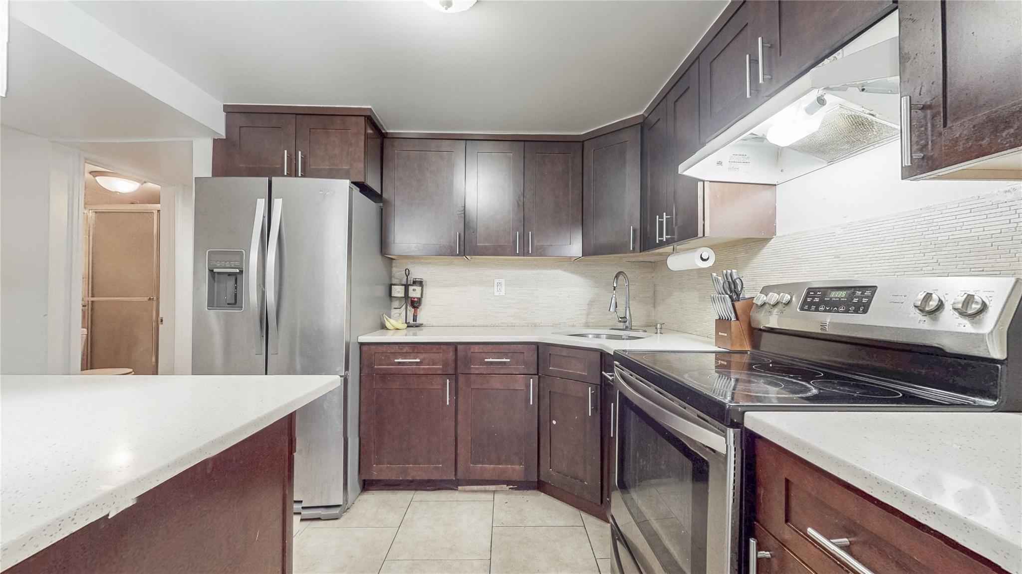 479 Irving Avenue, Brooklyn, New York image 29