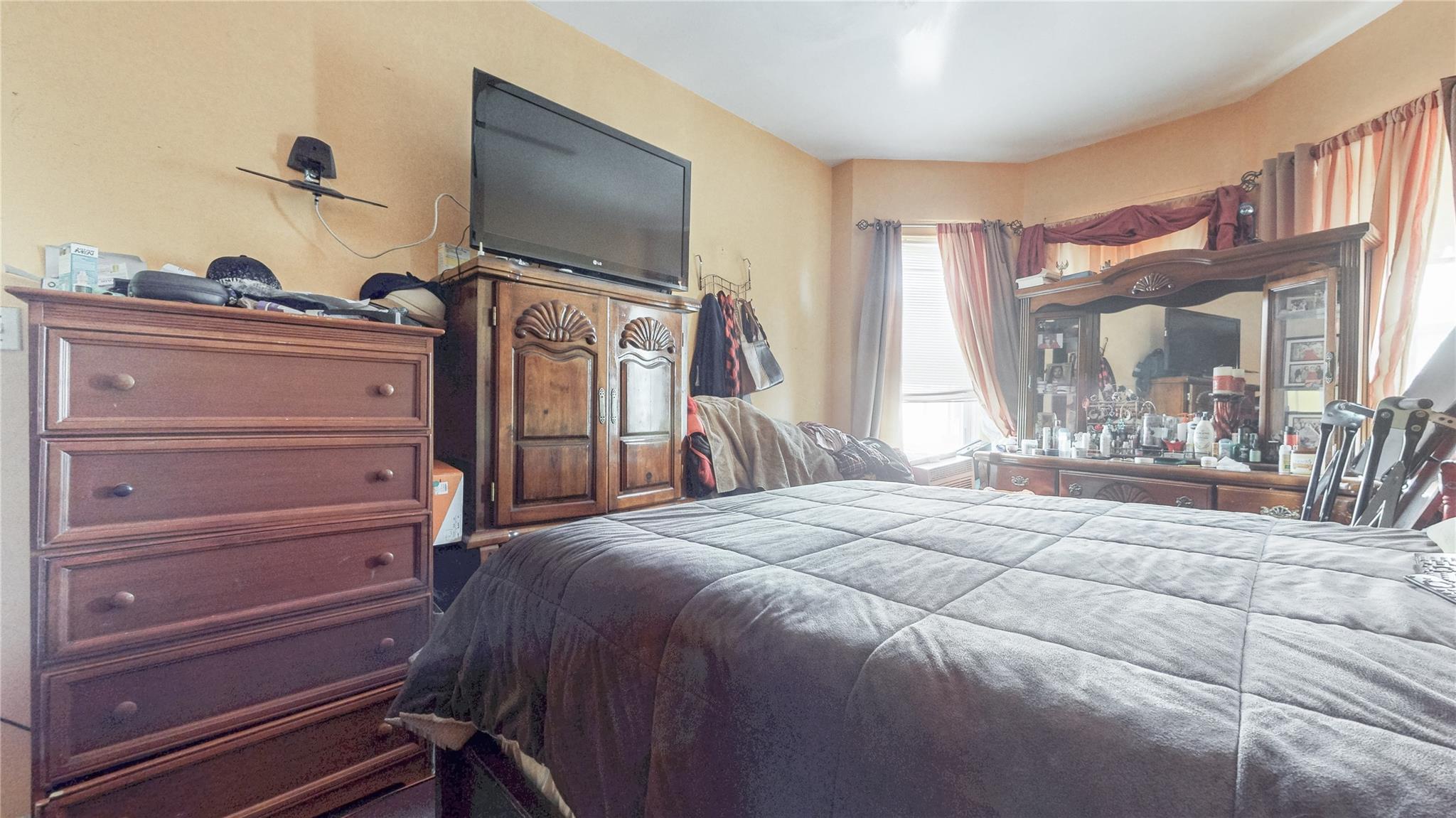 479 Irving Avenue, Brooklyn, New York image 17