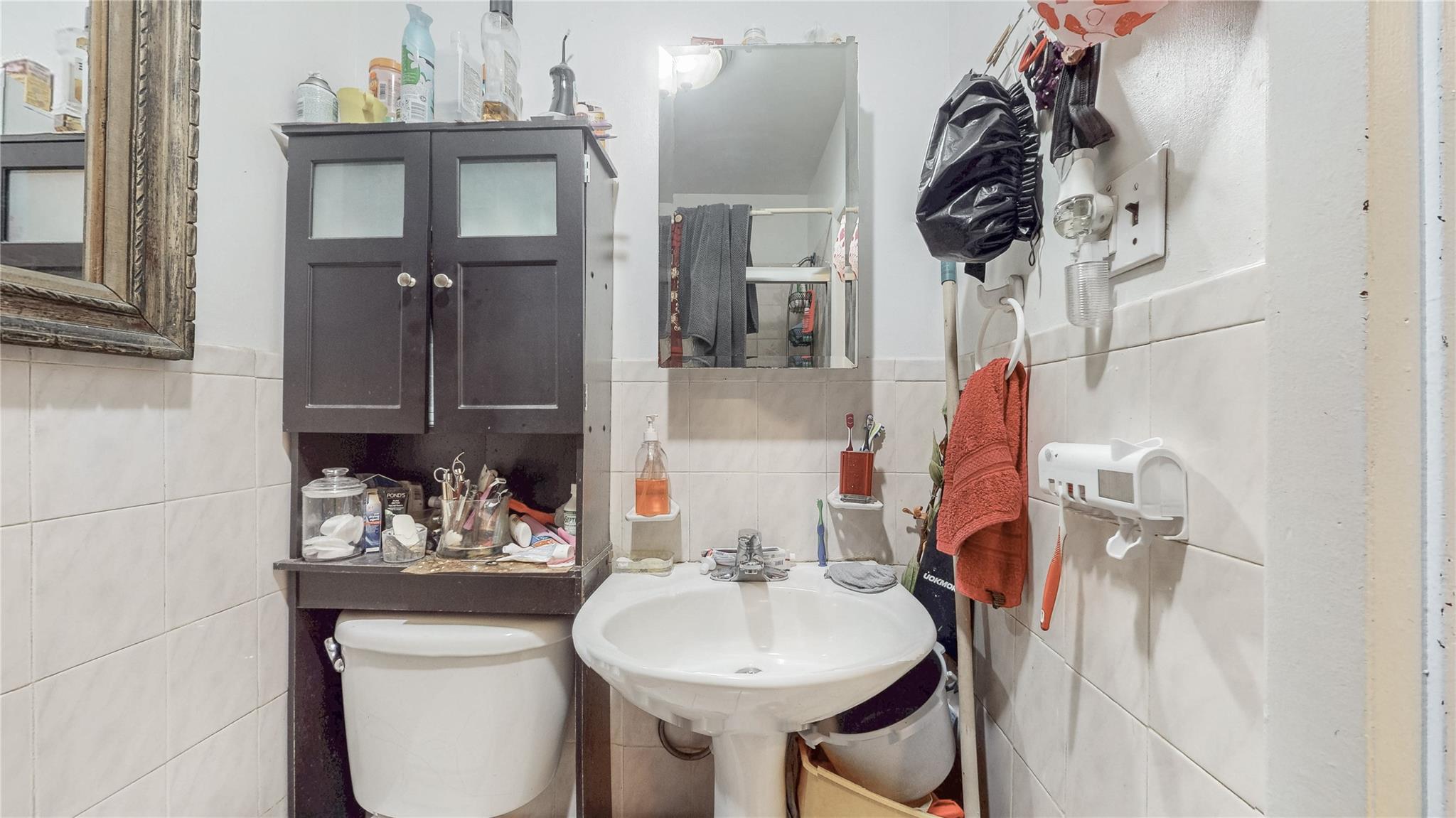 479 Irving Avenue, Brooklyn, New York image 18