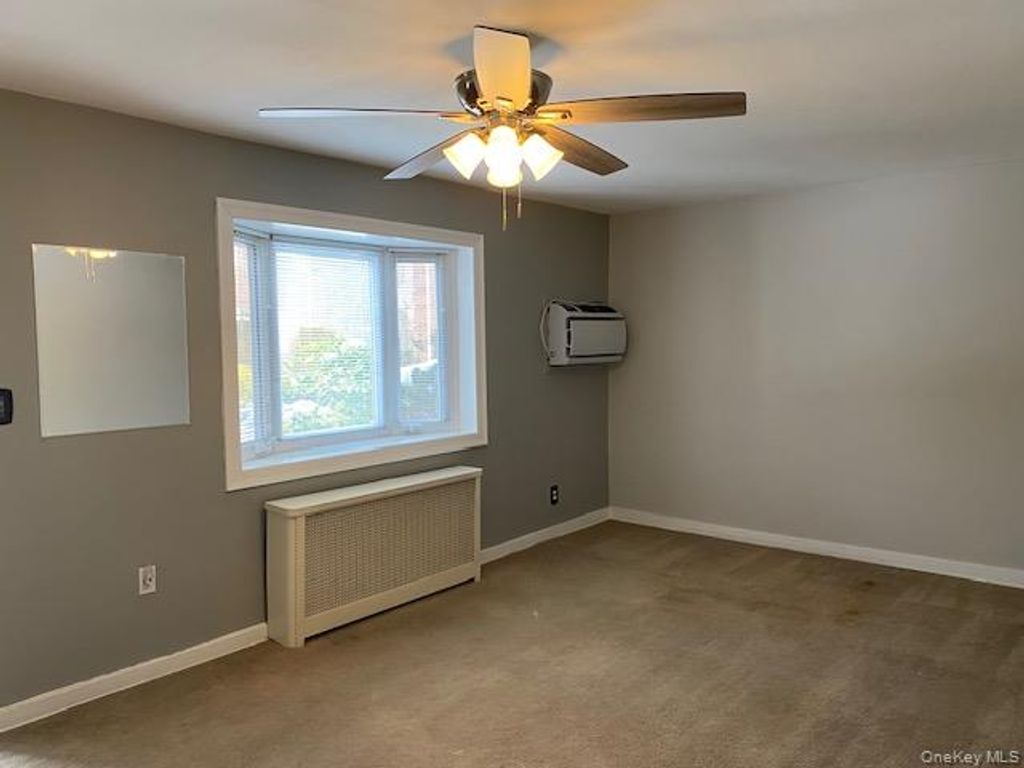 Photo of 261-53 Langston Ave #E-1st fl, Glen Oaks, NY 11004 (MLS # 944913)