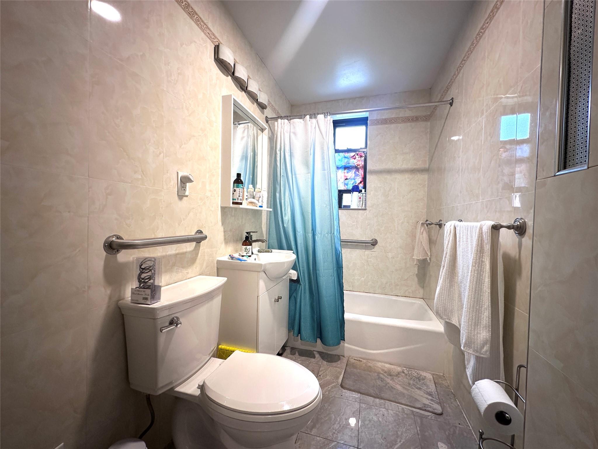 144-58 Sanford Avenue #10, Flushing, New York image 12