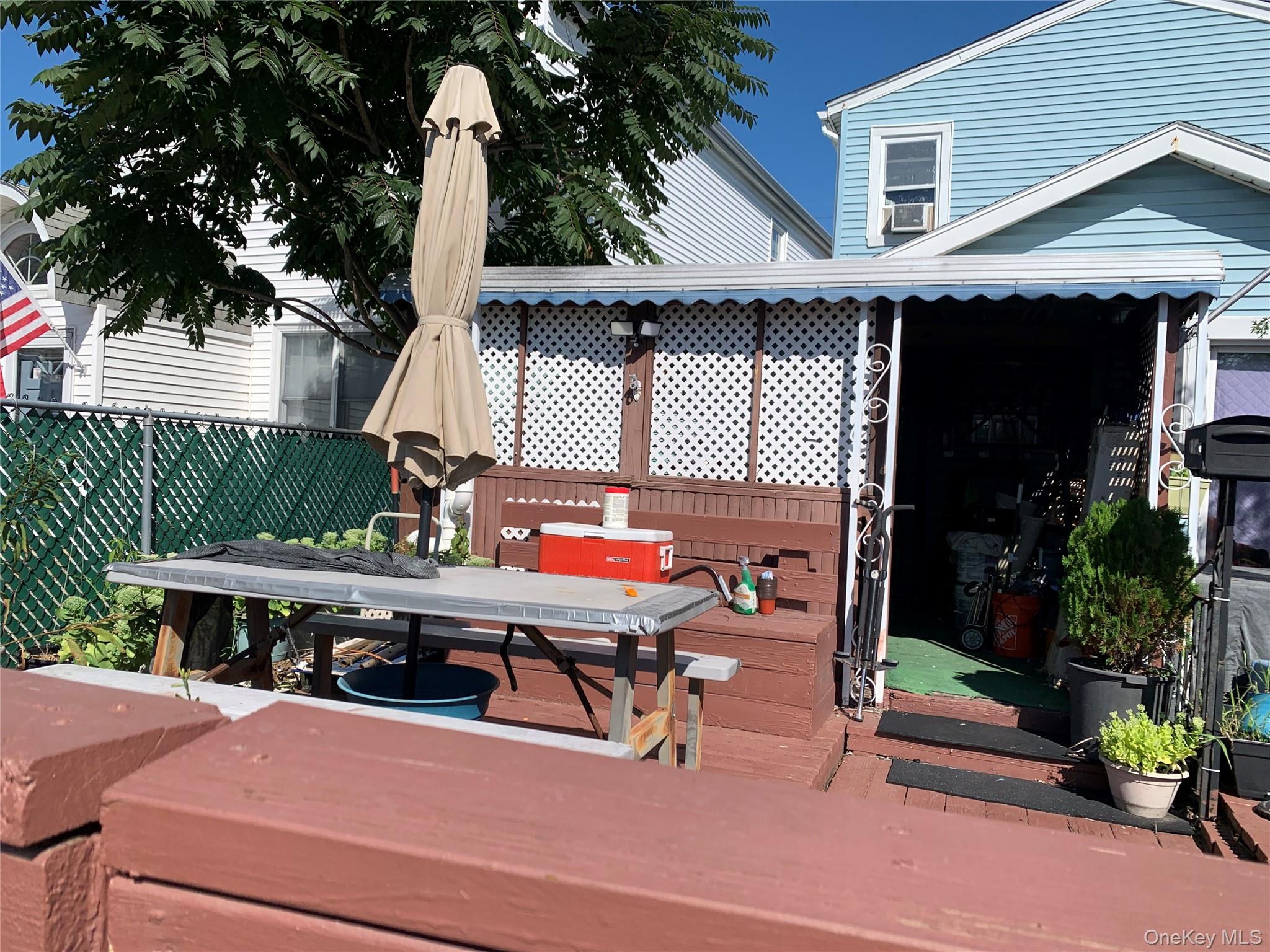 124 Edgewater Park 124 D